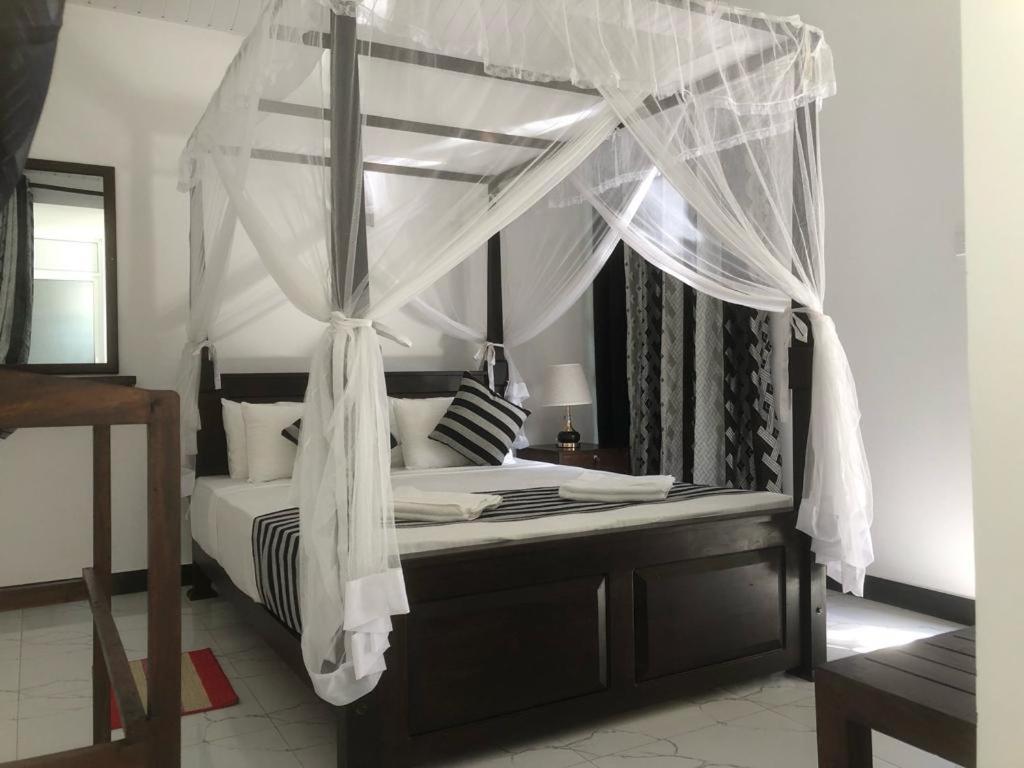 Skyresort Tangalle Exterior photo